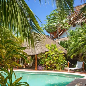Deluxe Holbox