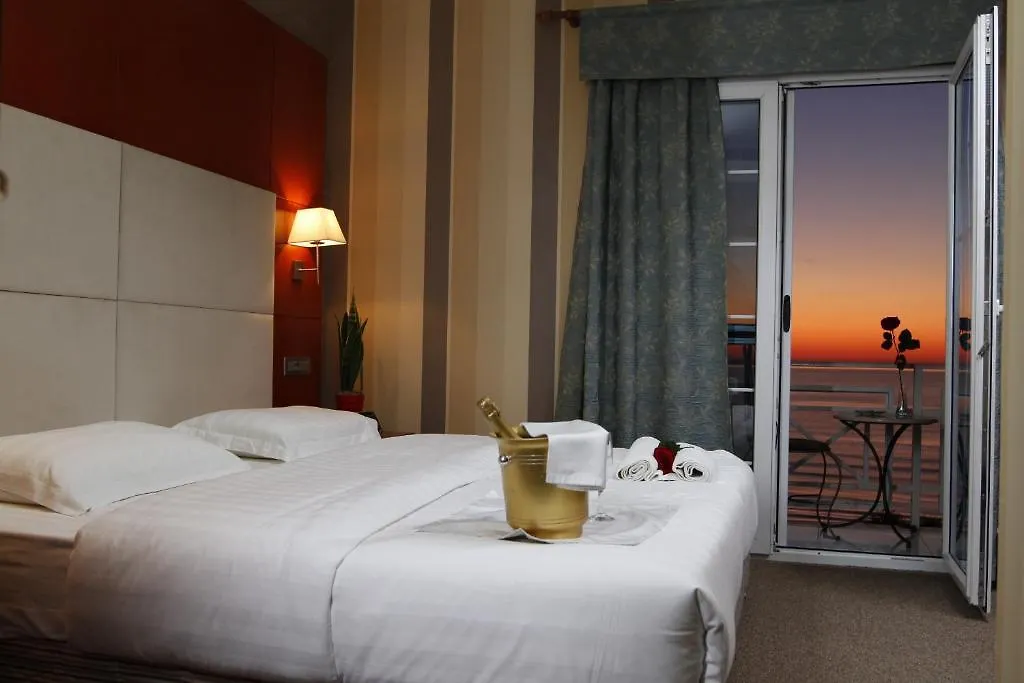 Bel Conti Hotel Shkallnur